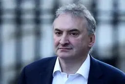 زلزله اپستین در بریتانیا: استعفای شوکه‌کننده یک مقام، چه کسی بعدی است؟