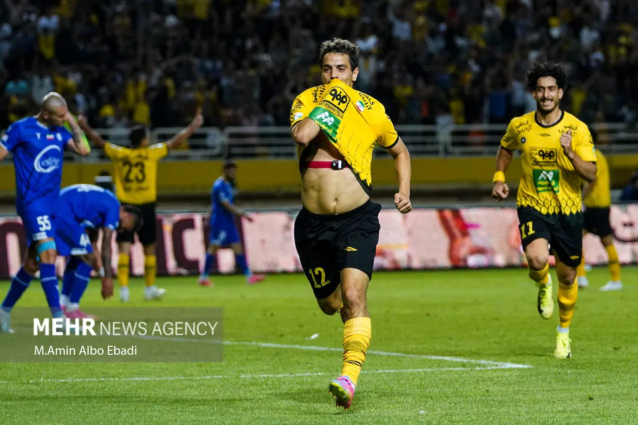 بمب خبری: بازیکن سابق سپاهان سر از الوداد مراکش درآورد!