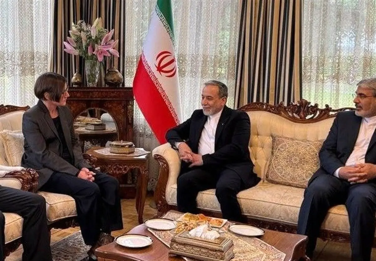 پشت پرده دیدار ناگهانی رئیس صلیب سرخ با عراقچی: چه مسائلی مطرح شد؟