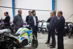 بوشهر غوغا کرد! موتورسیکلت‌های برقی با این فناوری جدید منفجر می‌شوند!