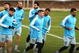 فاجعه در استقلال: تیم آواره زمین تمرین، مدیران غرق در بزم شب یلدا!