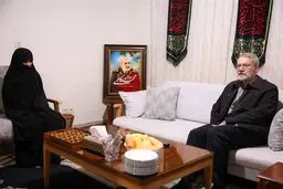 دیدار جنجالی لاریجانی با خانواده شهید سرلشکر کاظمی؛ آیا پایانی بر پرونده باز است؟