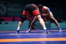 رحمان عموزاد بر سکوی قهرمانی می‌نشیند؟ اوج اقتدار در فینال!