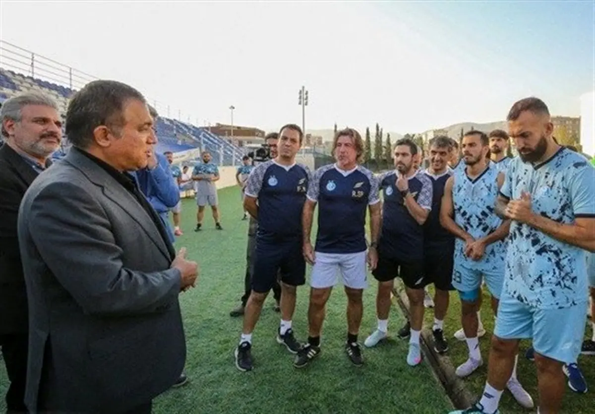 جنجال در استقلال: مرجعیت خبری با توییت تاجرنیاست یا رسانه باشگاه؟