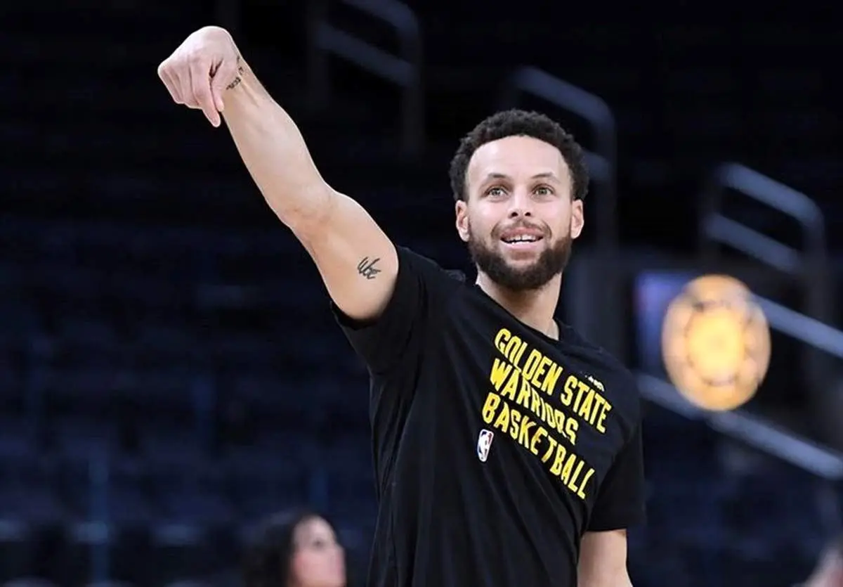 پایان 13 ساله یک دوران: کری آرمور را ترک کرد!