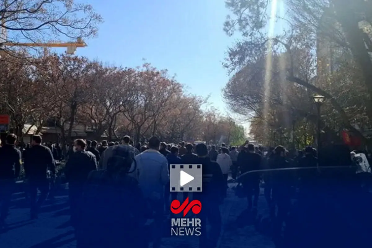 بازار تهران به مرز انفجار رسید: اعتراضات گسترده کسبه به نوسانات افسارگسیخته ارز