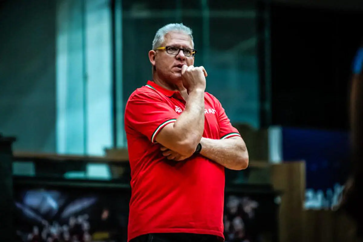 افشاگری در راه است! بازگشت غافلگیرکننده سرمربی تیم ملی بسکتبال ایران برای رویارویی با داوران!