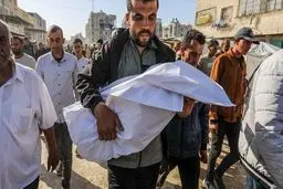 جنایت هولناک در غزه: اسرائیل یک فلسطینی را در شرق غزه شهید کرد