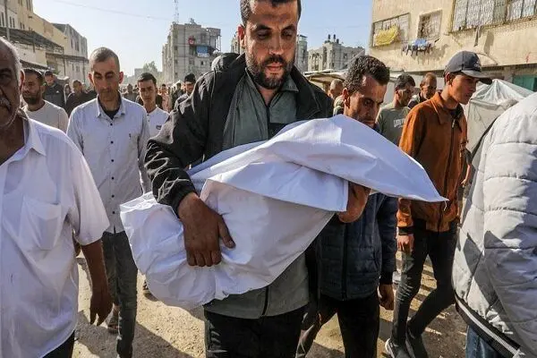 جنایت هولناک در غزه: اسرائیل یک فلسطینی را در شرق غزه شهید کرد