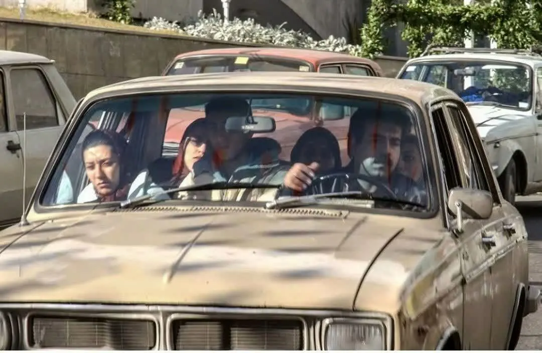 تصویری از مسافرکشی در تهران - اسفند ۱۳۸۰‌