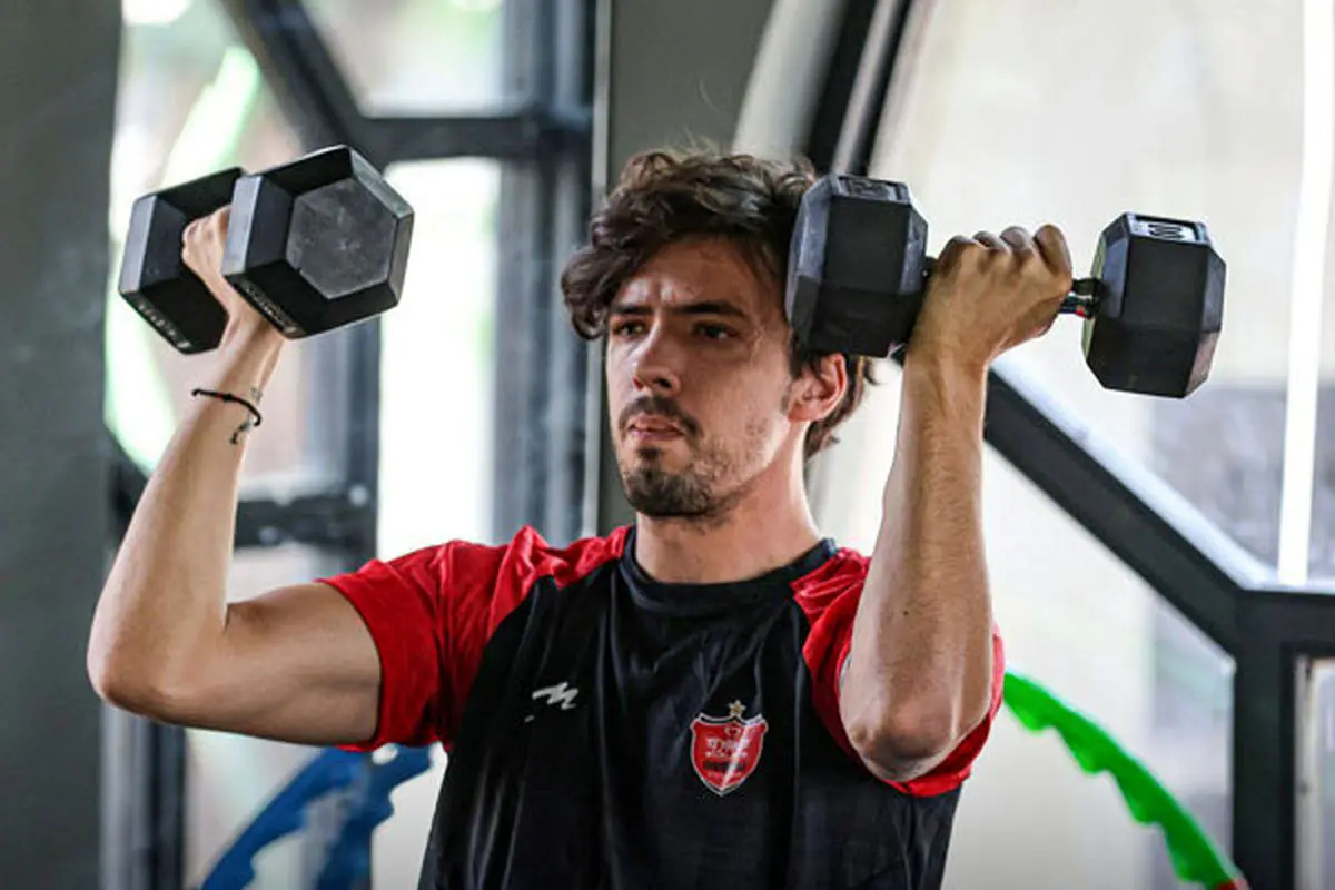 شوک بزرگ در پرسپولیس: سرمربی به سیم آخر زد! راز مصدومیت جنجالی و دلیل خشم انفجاری فاش شد؟