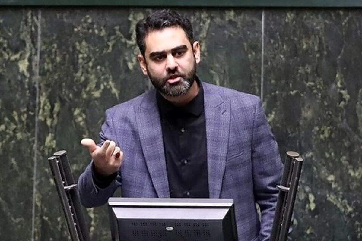 گرانی بنزین در راه است: دولت ۳ نرخی می‌کند!/ سفر جنجالی ۵۰ میلیاردی یک مسئول به برزیل + ویدئو