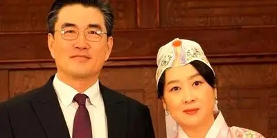 رسوایی در قم: سفیر کره جنوبی در باغ‌های انار چه می‌خواند؟ + ویدئو