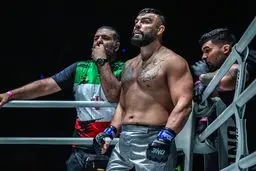 از تشک کشتی تا رینگ خونین بوکس: امیر علی‌اکبری با تصمیمی حیرت‌انگیز همه را شوکه کرد!