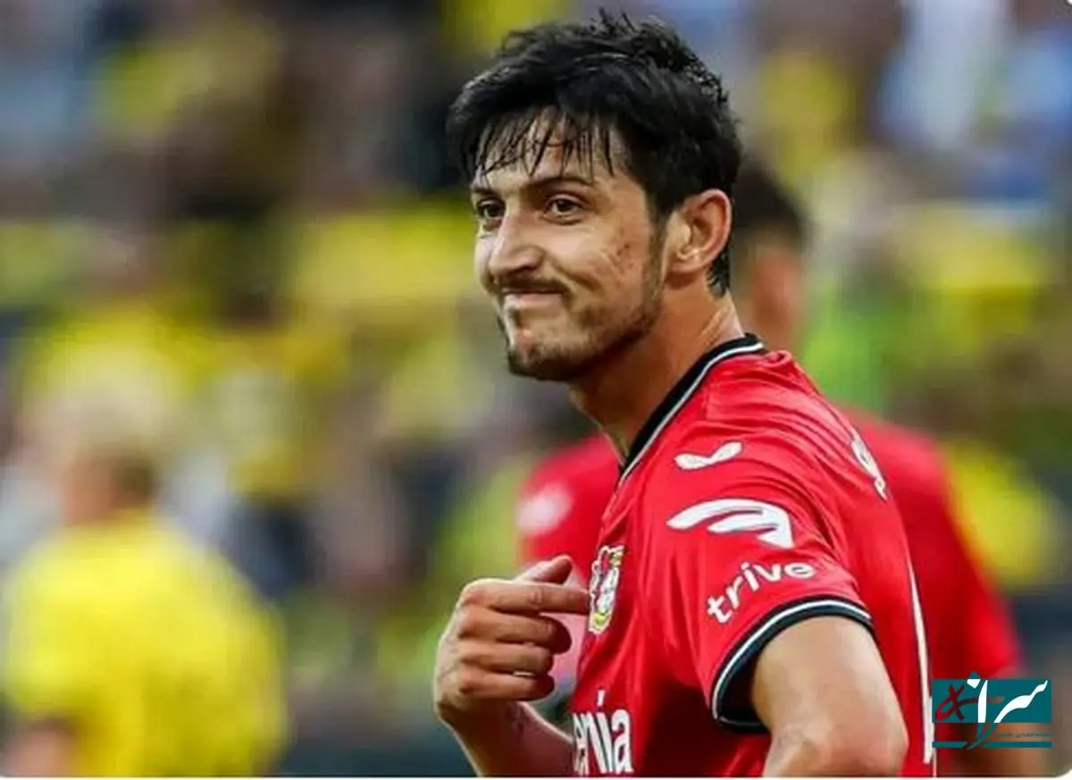 سردار آزمون با عصا به اردوی تیم ملی رفت