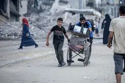 آنروا: قطره ناچیز کمک‌ها در دریای فاجعه غزه؛ خشم جهانی برانگیخت