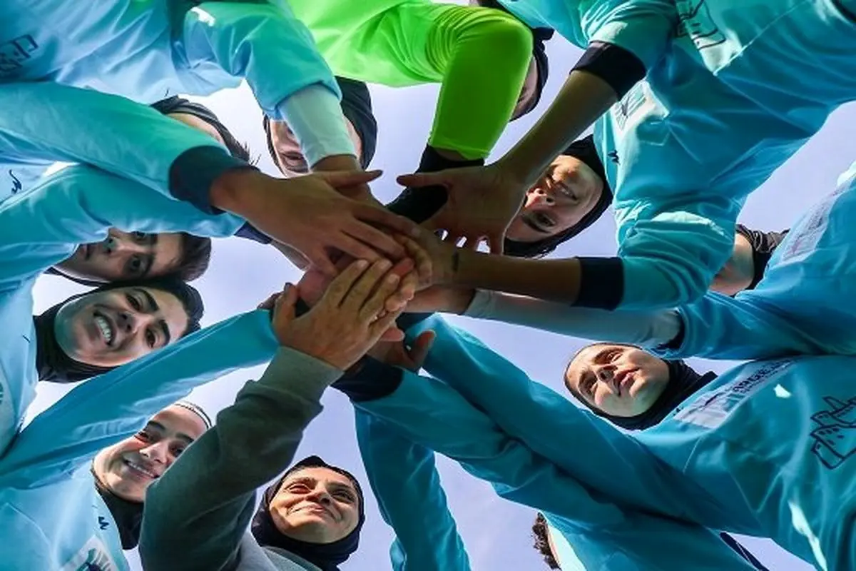 خاتون بم صدر را به آتش کشید: دوازدهمین قهرمانی و تاریخ‌سازی در یک قدمی؟