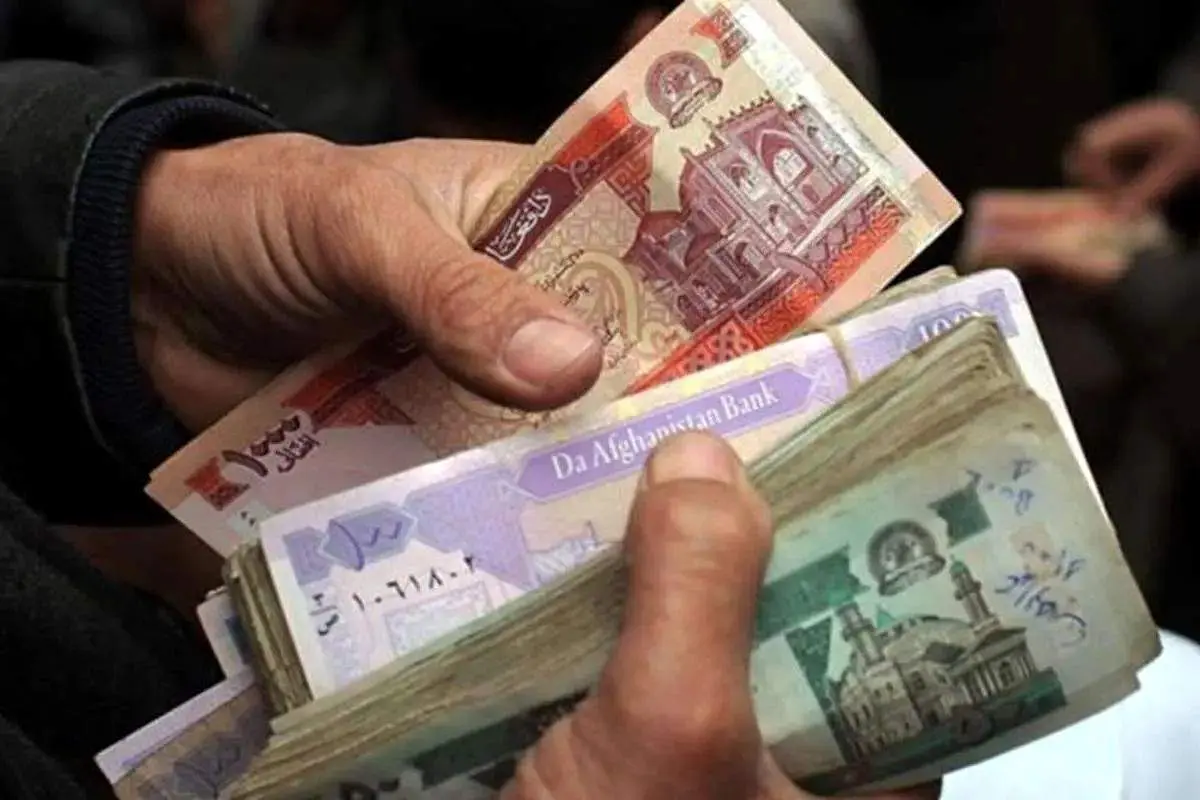 افغانستان در آستانه فروپاشی اقتصادی؟ قیمت افغانی سقوط کرد!
