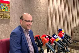 فوری/ علی‌نژاد توپ را در زمین 'فراری‌ها' انداخت: بازگشت به خانه یا ادامه مهاجرت؟ هشدار تند به ستاره‌ها!