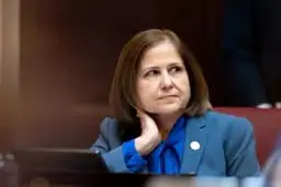 تاریخ‌ساز شد! غزاله هاشمی؛ اولین زن مسلمان که بر صندلی معاون فرمانداری ویرجینیا تکیه زد!