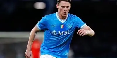 دلورنتیس: افتخار می‌کنم کونته کنار ناپولی است؛ جنجال استعفا به این دلیل!