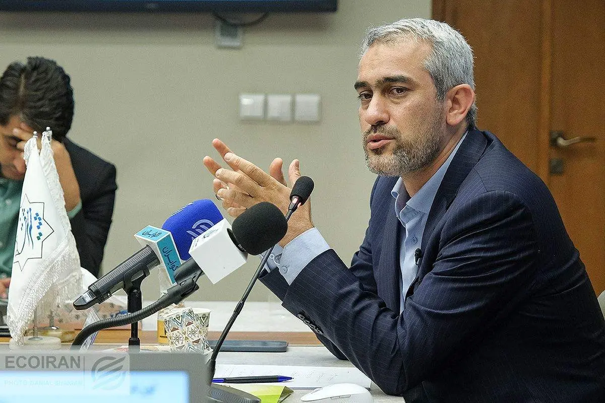 دلار تک نرخی می‌شود؟ تکذیب یا تایید وزیر اقتصاد؟