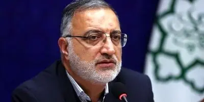 کنار زاکانی ایستادن هنر نیست آقای مهندس!