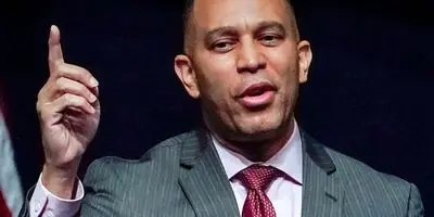 پایان بن‌بست تعطیلی دولت آمریکا: سنا تسلیم شد!