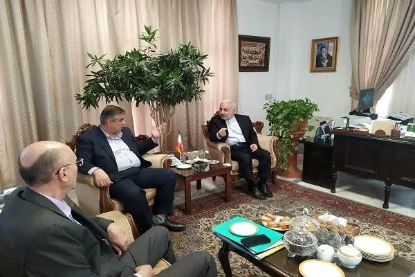 استاندار مرکزی در مهمانی ویژه: پای دیپلماسی استانی به اراک باز شد؟