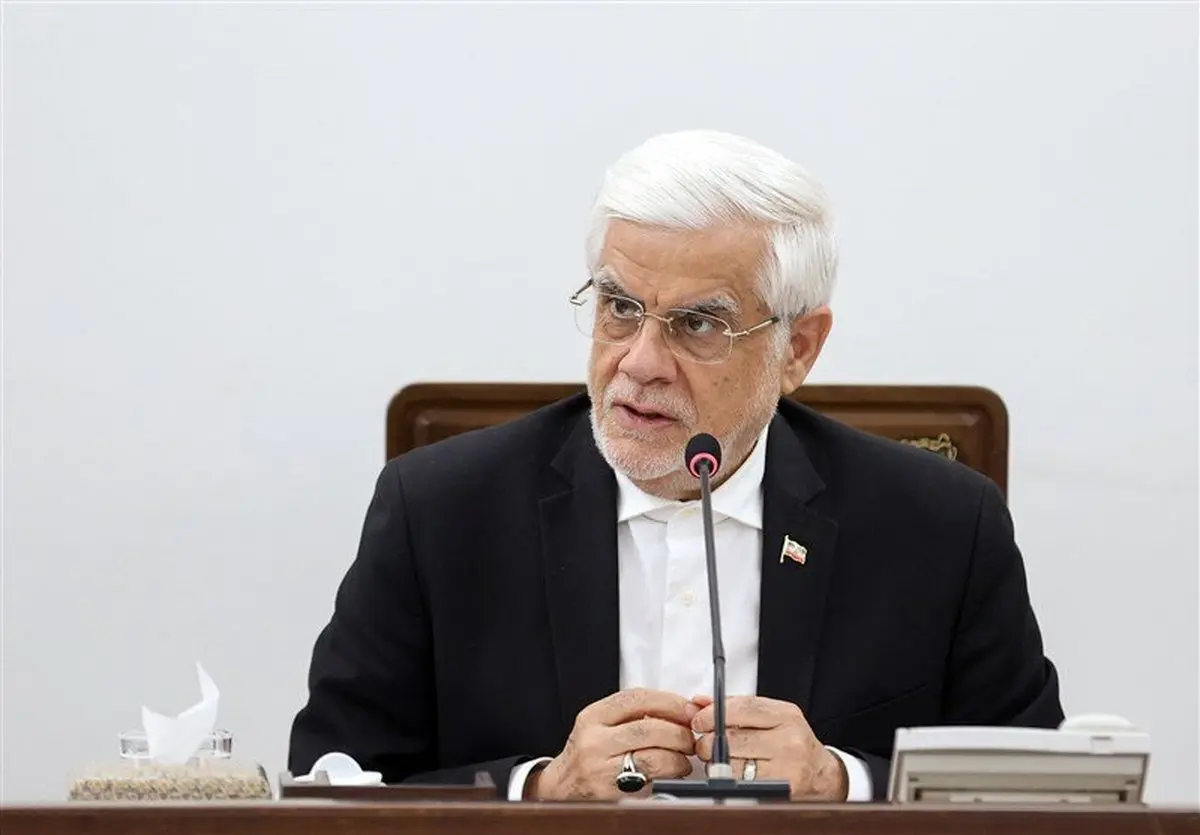 عارف: رسیدن ضریب نفوذ بیمه به ۷؛ هدف بزرگ یا توهم؟