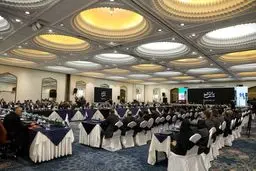 خبرفوری: نشست پنهانی بانک صادرات و غول‌های پتروشیمی؛ آیا اقتصاد ایران زیر و رو می‌شود؟