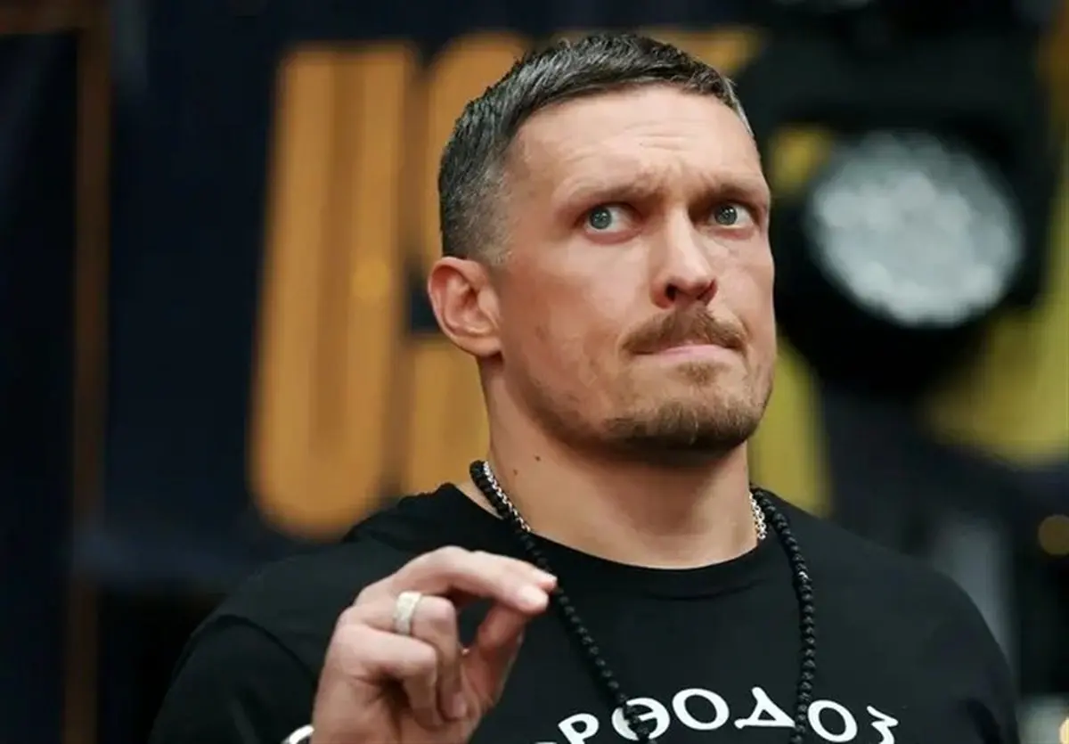 شوک به دنیای بوکس: اوسیک بی‌رقیب، اما سرنوشت قهرمانی سنگین‌وزن در هاله‌ای از ابهام! چه کسی او را نجات می‌دهد؟