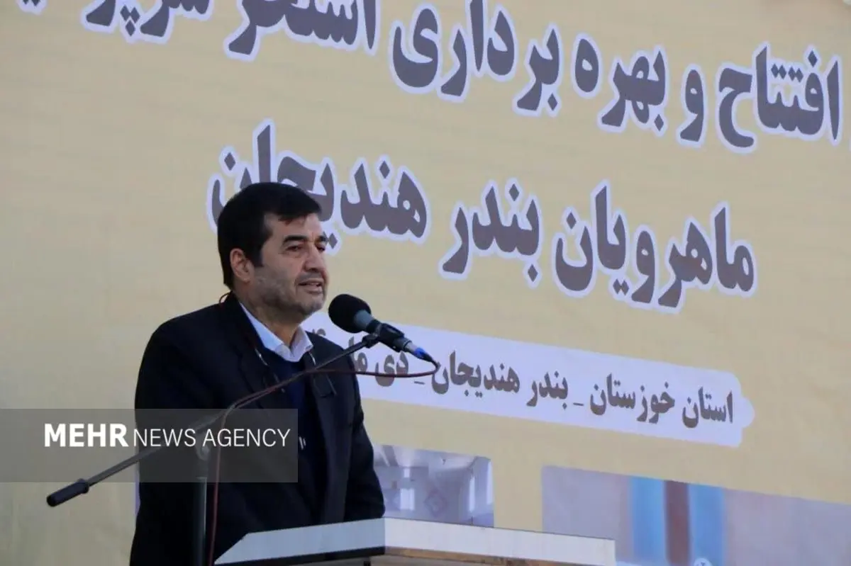 خروش دنیا مالی: یک دانش‌آموز هندیجانی هم بی‌شنا نماند