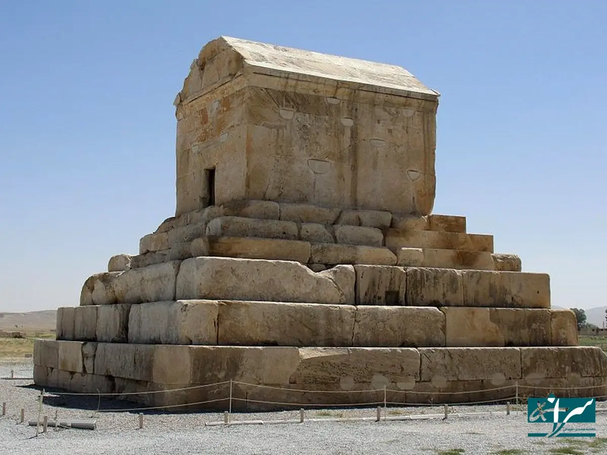 چرا در تقویم روز کوروش نداریم؟