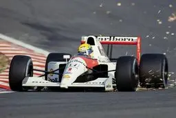 خودروی فرمول یک سنا در حراجی: گنجینه‌ای که غوغا به پا کرد!