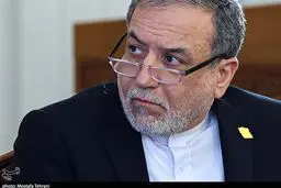 عراقچی آب پاکی را ریخت: خیال تغییر حکومت ایران را از سرتان بیرون کنید!