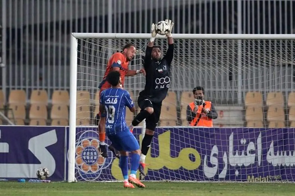 رسوایی استقلال: ستاره لالیگایی به در بسته خورد، هواداران در انتظار معجزه!