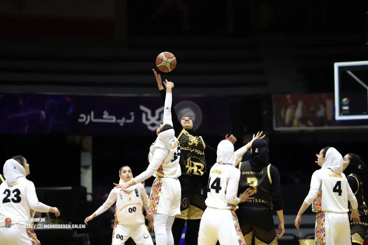 فوری و جنجالی: سرمربی روس، سکان هدایت تیم ملی بسکتبال زنان ایران را در دست گرفت!