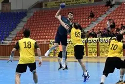 فقط دومین برد؟ لیگ برتر هندبال در شوک عملکرد عجیب تیم «نفتی»!