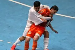 جنجال در سیرجان: درگیری بازیکن خارجی با بانوی لیدر، ناظر بازی چه دید؟