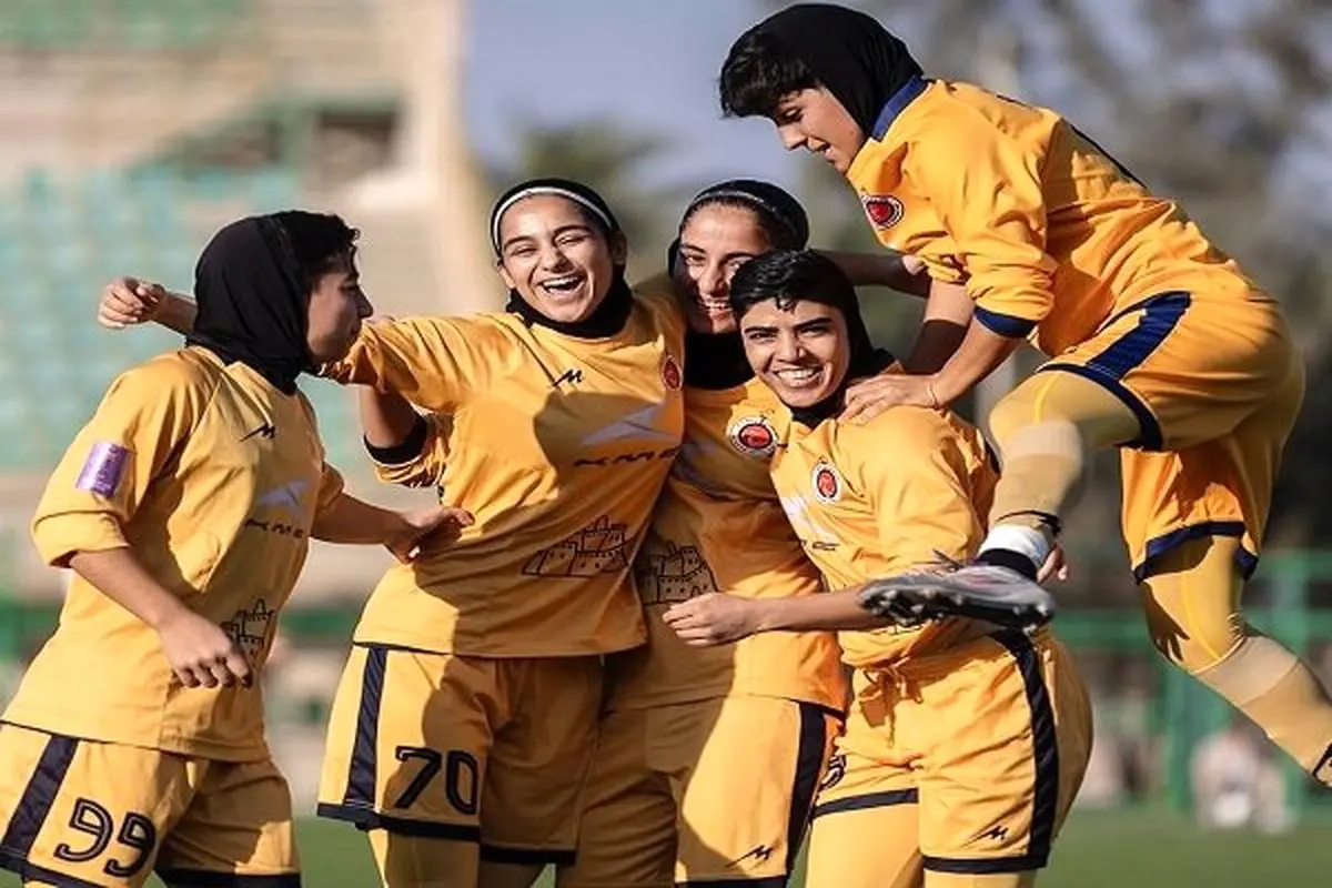 فاجعه فوتبال زنان ایران: قهرمانی‌های سریالی، تباهی یا افتخار؟