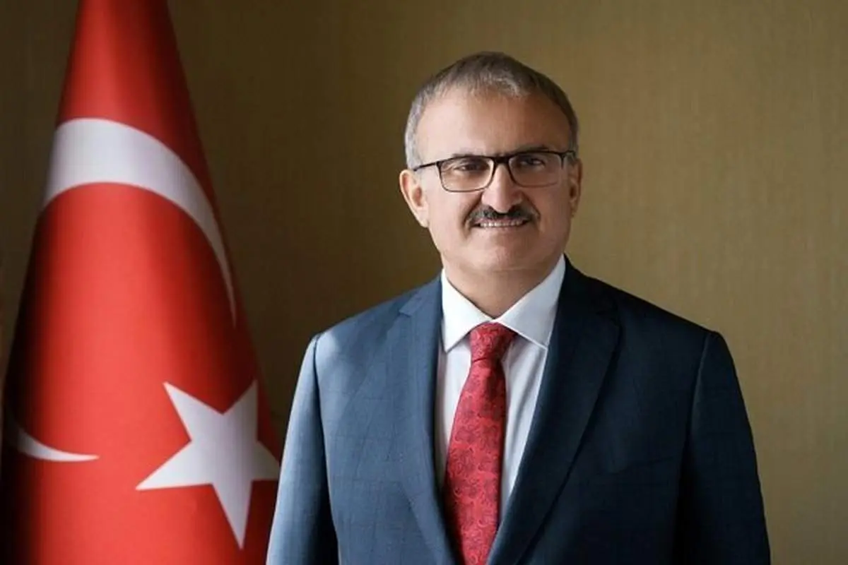 کارالاوغلو: ایران و ترکیه؛ ائتلاف اقتصادی پنهان یا فرصت طلبی در بحران؟