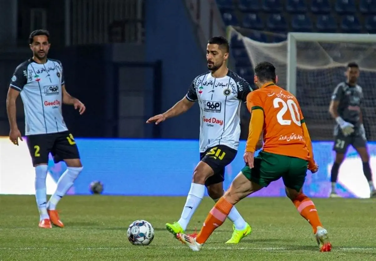 سپاهان رکورد زد، مس در باتلاق! صعود طلایی‌ها به سوم با ششمین شش‌تایی پیاپی