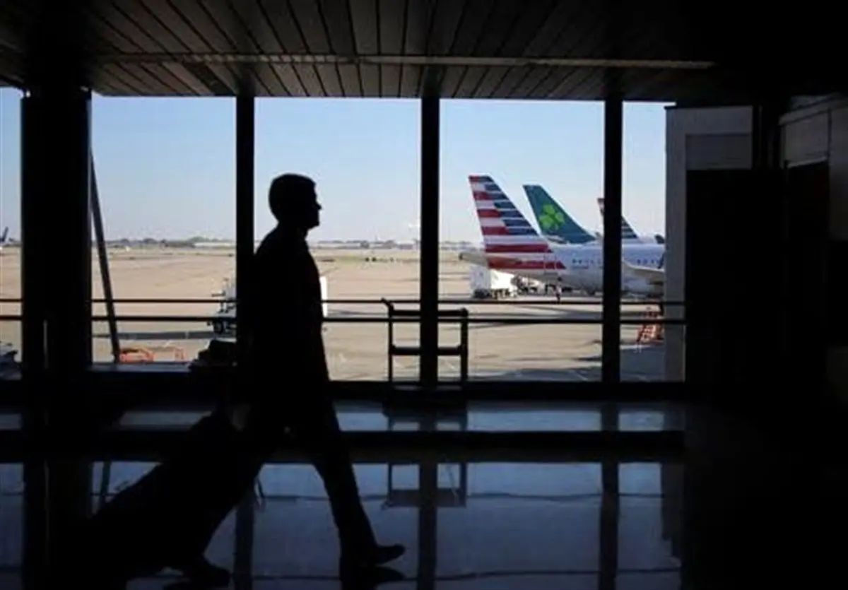 تعطیلی دولت آمریکا، آسمان را فلج کرد: پروازها در آستانه بحران!