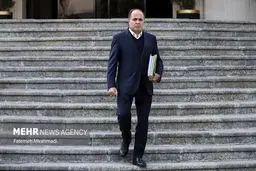 وعده نوری قزلجه: ارز نهاده‌های دامی تخصیص یافت! اما آیا به دست دامداران می‌رسد؟