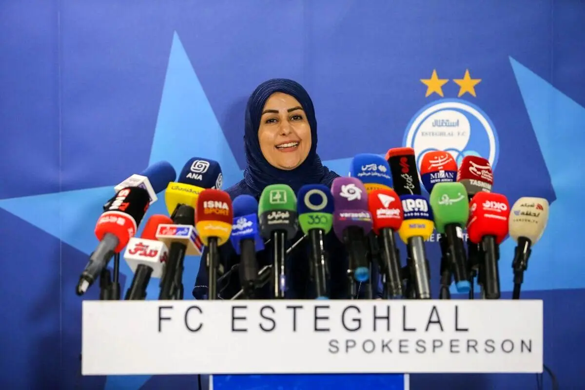 عجیب ترین شغل در باشگاه استقلال را این خانم دارد