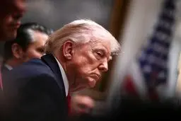 ترامپ به سیم آخر زد: اولین واکنش انفجاری او بعد از شکست در دیوان عالی!