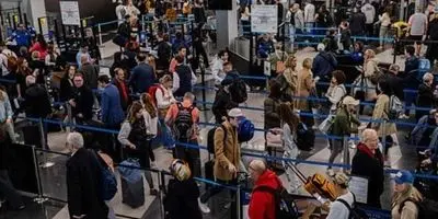 غوغای مسافران آمریکا: اتوبوس و قطار زیر بار لغو هزاران پرواز!