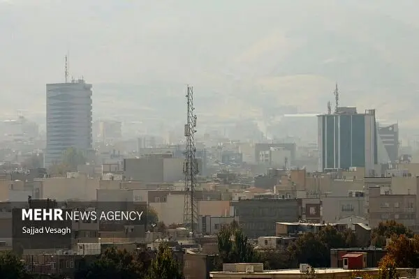 تهران نفس‌کش ندارد! آلودگی، فوتبال استان را به زانو درآورد