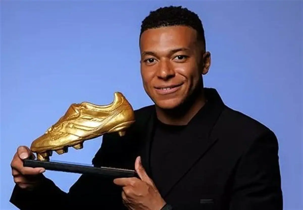 امباپه: رونالدو الگوست، اما مسیرم جداست!